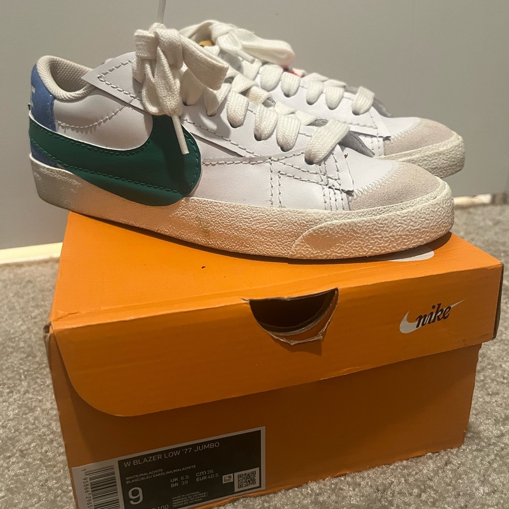 Nike Low Blazer